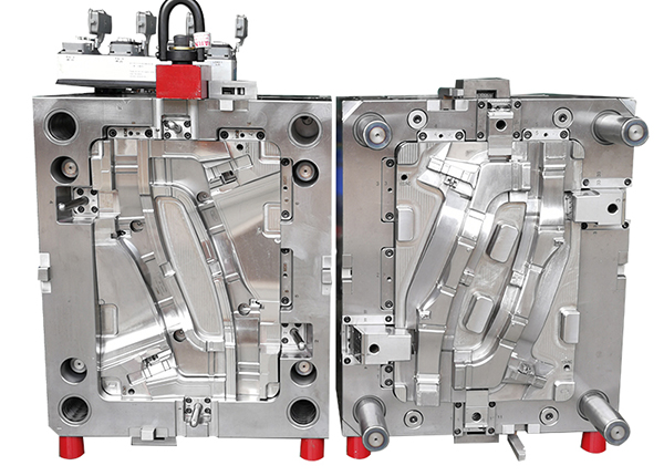 汽車配件注塑模具 (2)
